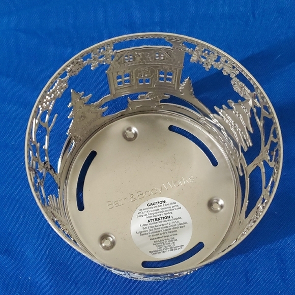 Festive Silver Candle Holder with Snowman Design - Picture 6 of 6